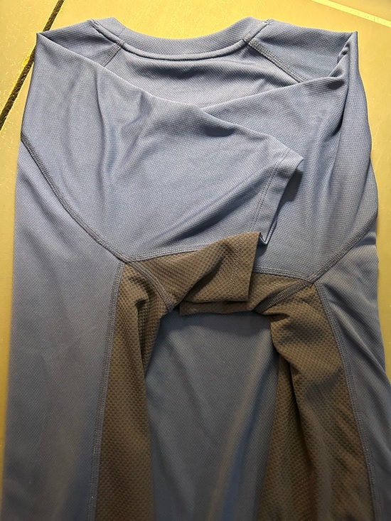 L.L. Bean Men's Short-Sleeve Performance Shirt - Blue with Navy Panels - Picture 3 of 4